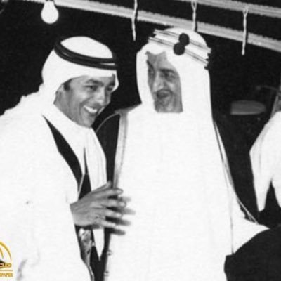 Dr.عمر شريف الزهراني 🇸🇦🇲🇦🇦🇪's profile picture