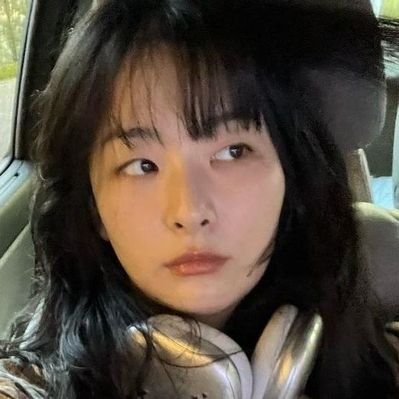 burbuja🫧ME MUDE A @powerfulllwitch's profile picture
