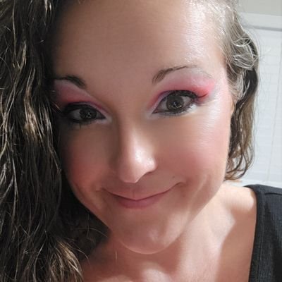 janelj1779's profile picture