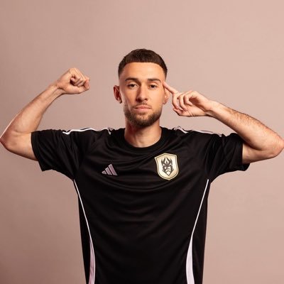 TChendri's profile picture