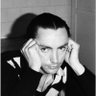 B. Coniglio profil fotoğrafı