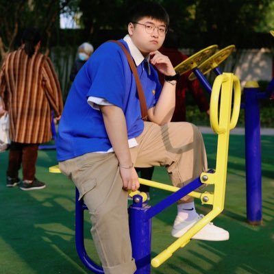 Leslie580142073's profile picture
