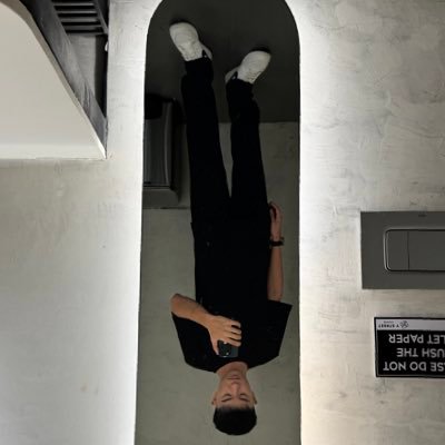 leo's profile picture