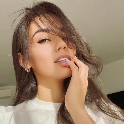 ZoyEvans's profile picture