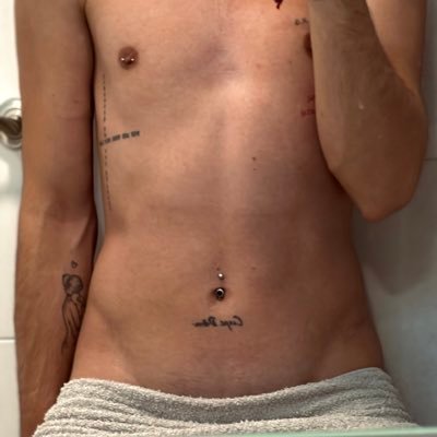 ticher canaigou tu de toilet? pliss🙂↔️'s profile picture