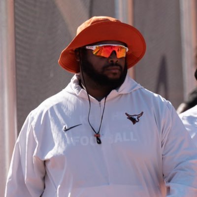Coach Jonathan Dwyer Sr.'s profile picture