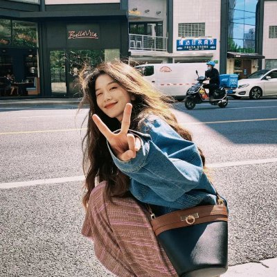 愈见山's profile picture