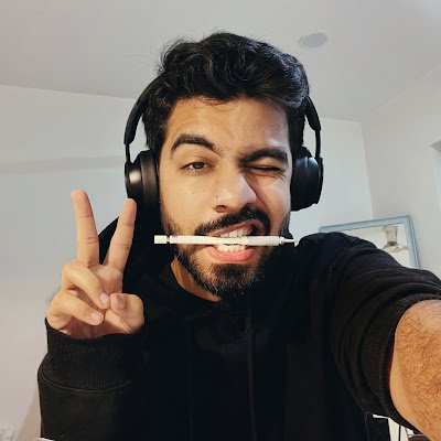 Dhruv's profile picture
