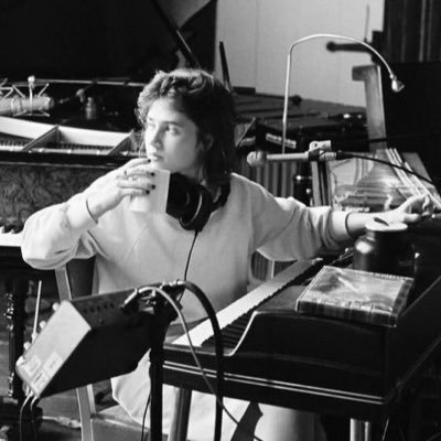 Clairo’s HQ 🗝️'s profile picture