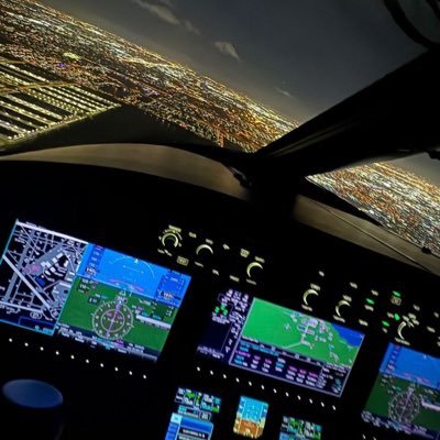 Mara🚁✈️'s profile picture