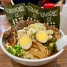 やすひと 的头像