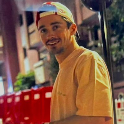 vromvrommadie's profile picture