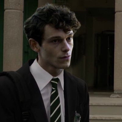 lewiiy's profile picture