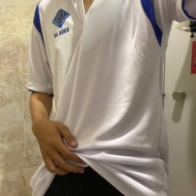 2k05T's profile picture