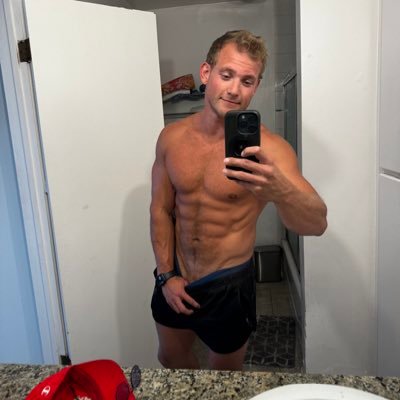 KodykarmaOF's profile picture