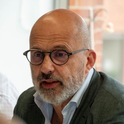 Robert Piper's profile picture