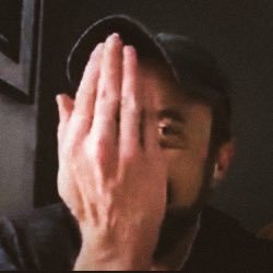 shellhoed's profile picture