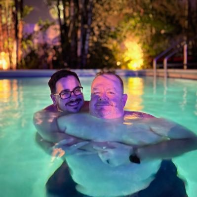 TampaCouple85's profile picture