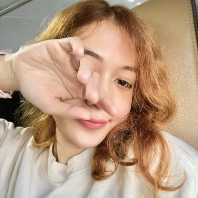 C's profile picture