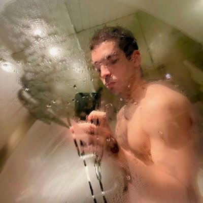gaypornvideoxxx's profile picture
