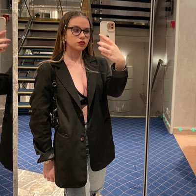 𝓷𝓲𝓬𝓸𝓵𝓮✨'s profile picture