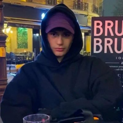 每日帅哥大赛's profile picture
