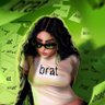 Фото профиля Matheus fez a capa do HER MIND DELUXE 💚🌸