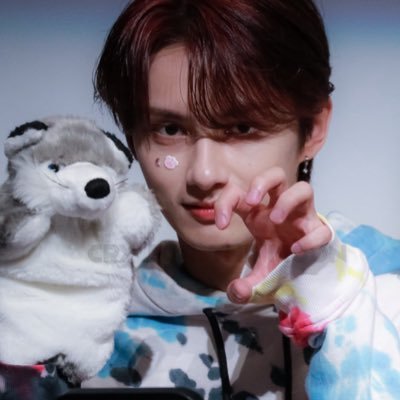CRY FOR THE MOON 🌘's profile picture