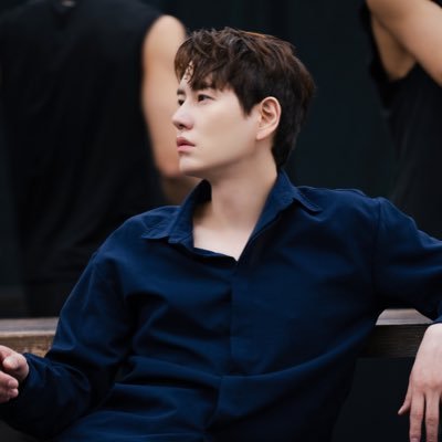EL🧏🏻♀️'s profile picture
