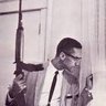 Profilbild von Democrats are 💩, MalcolmX.