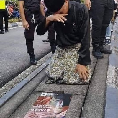 reennasir's profile picture