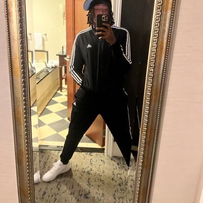 0️⃣'s profile picture