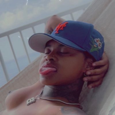 Toxic GODDESS 🇯🇲🏳️‍🌈's profile picture