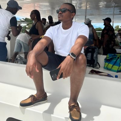 Velaphi Mjongeni 🏍️🚘✈️🇧🇲🇿🇦🇺🇸's profile picture