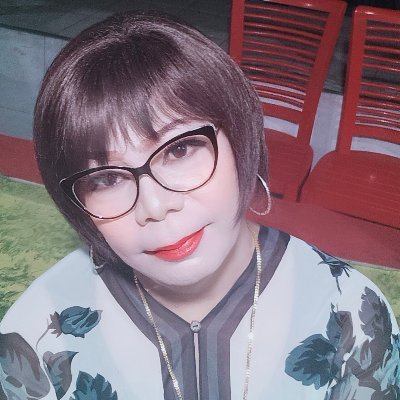 Yessy waria jember's profile picture