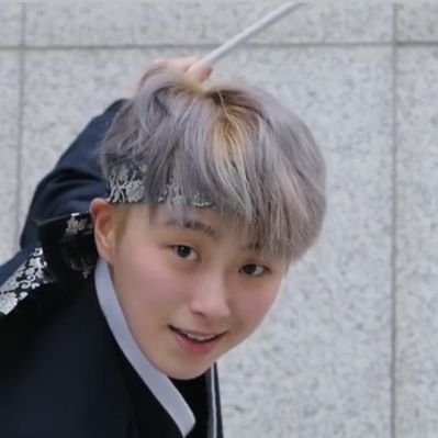 라볶이's profile picture