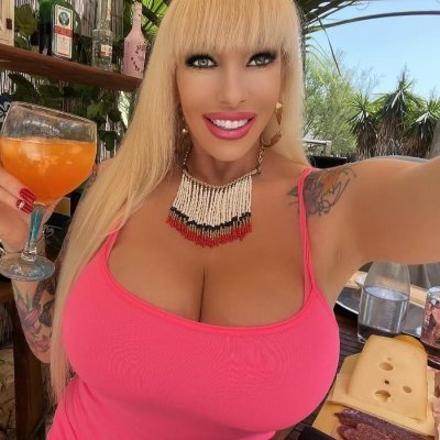 bigboobskris's profile picture