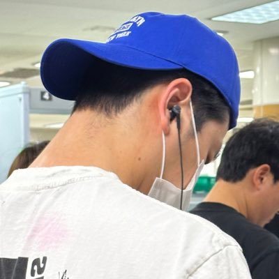 YouthBubble's profile picture