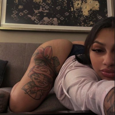 Prettiyonna_'s profile picture