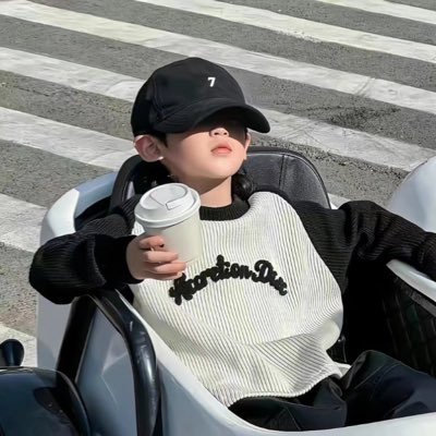 ZRLH2002's profile picture