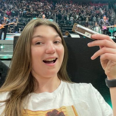 emily 🍅's profile picture