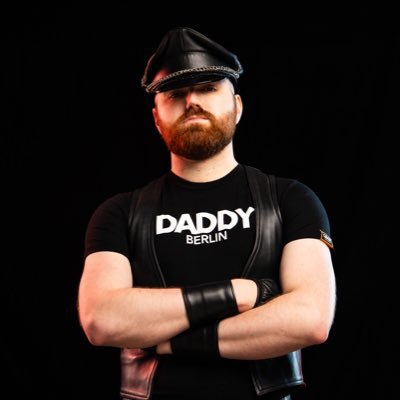 LeatherDom97's profile picture