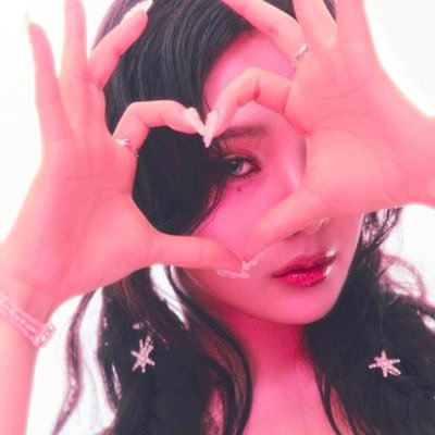 rose ✿'s profile picture
