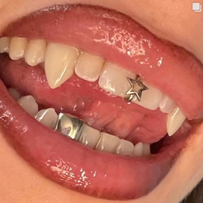 LauraWtfsky's profile picture