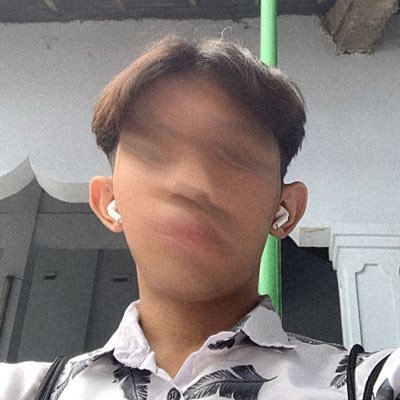 g u m's profile picture