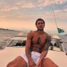 Theo profil fotoğrafı