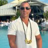 Albert Lewis profil fotoğrafı