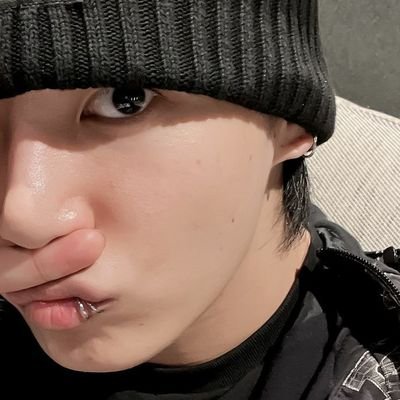 vic.?!'s profile picture