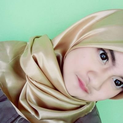 penikmat dres satin dan jilbab satin's profile picture