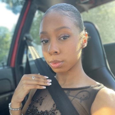 Kay ๐ | Budding Misandrist's profile picture
